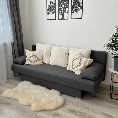 Sunny Minimalistic Flat Near Metro Opatov